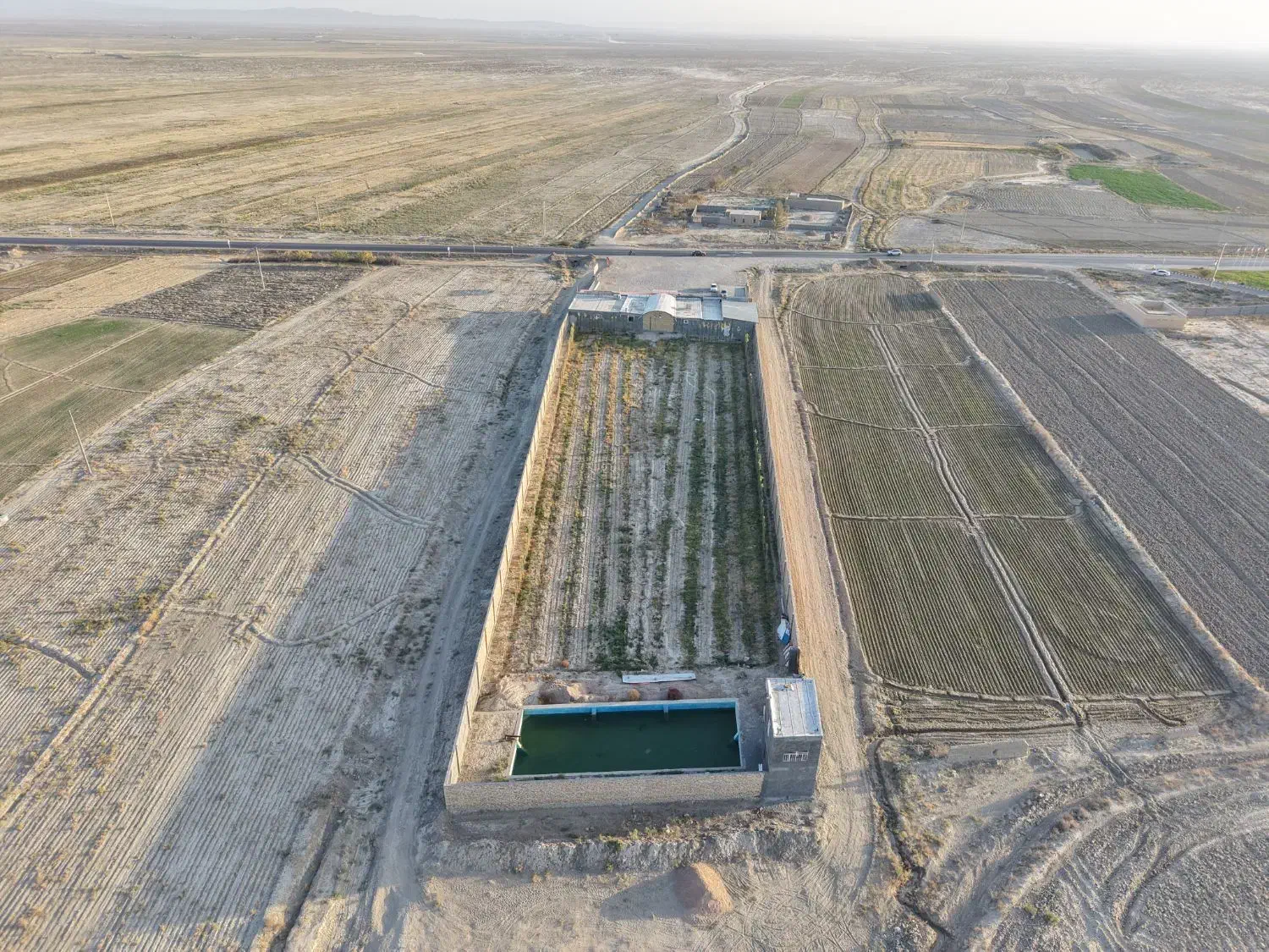 زمین جهت گلخانه برای مشارکت|مشارکت در ساخت املاک|اسفراین, |دیوار