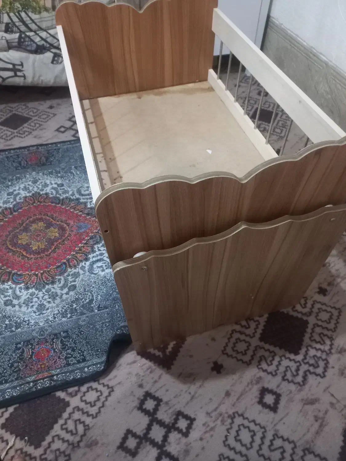 گهواره|تخت و سرویس خواب|فسا, |دیوار