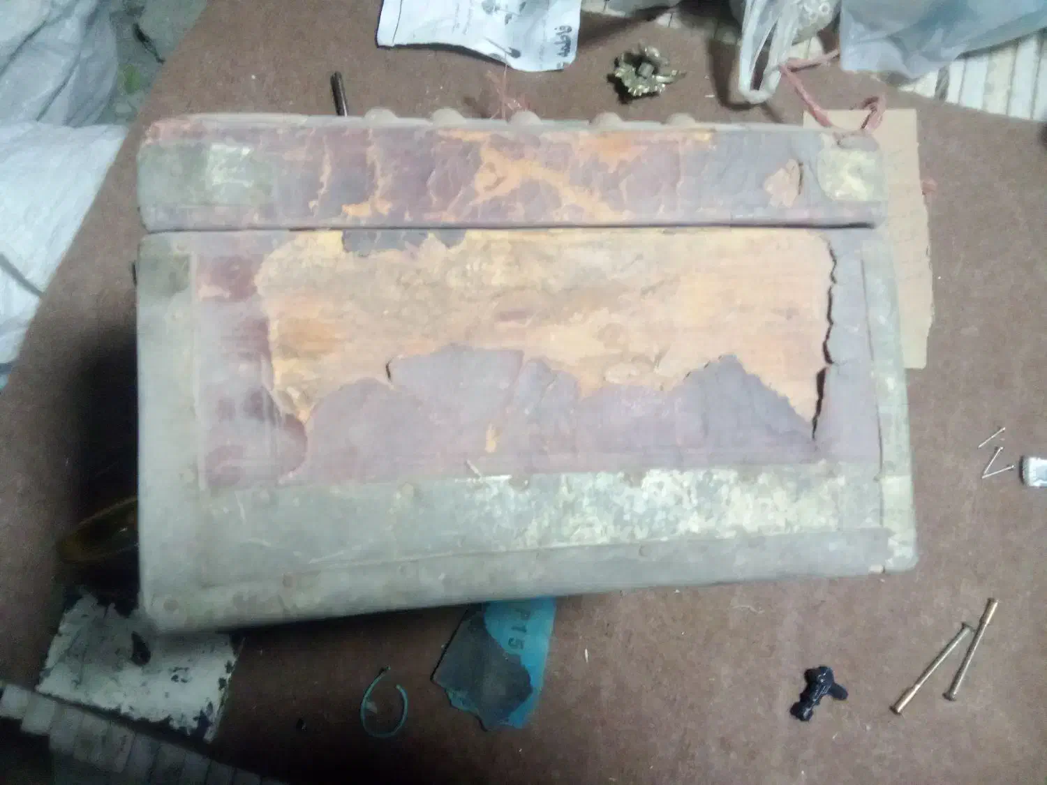 صندوقچه چوبی جای لوازم آرایش عتیقه|کلکسیون اشیاء عتیقه|قم, سراجه (۱۵ خرداد)|دیوار