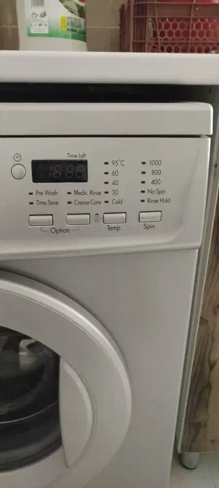 لباسشویی|ماشین لباسشویی و خشککن لباس|چاه مبارک, |دیوار