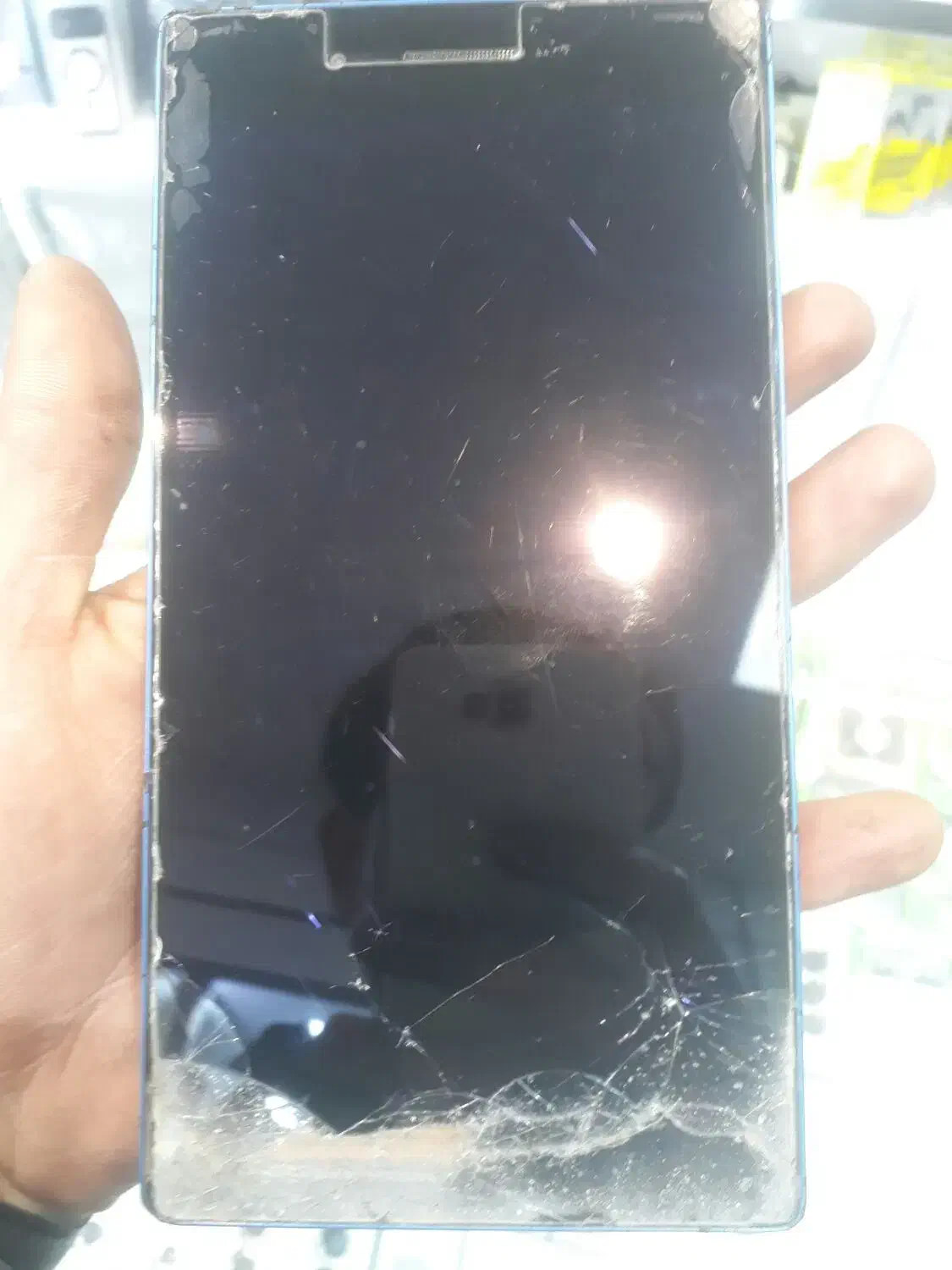 تبلت لنووا ۴G مدل tab3 ولی صفحه زیرش شکسته|تبلت|مشهد, کوی سیدی|دیوار