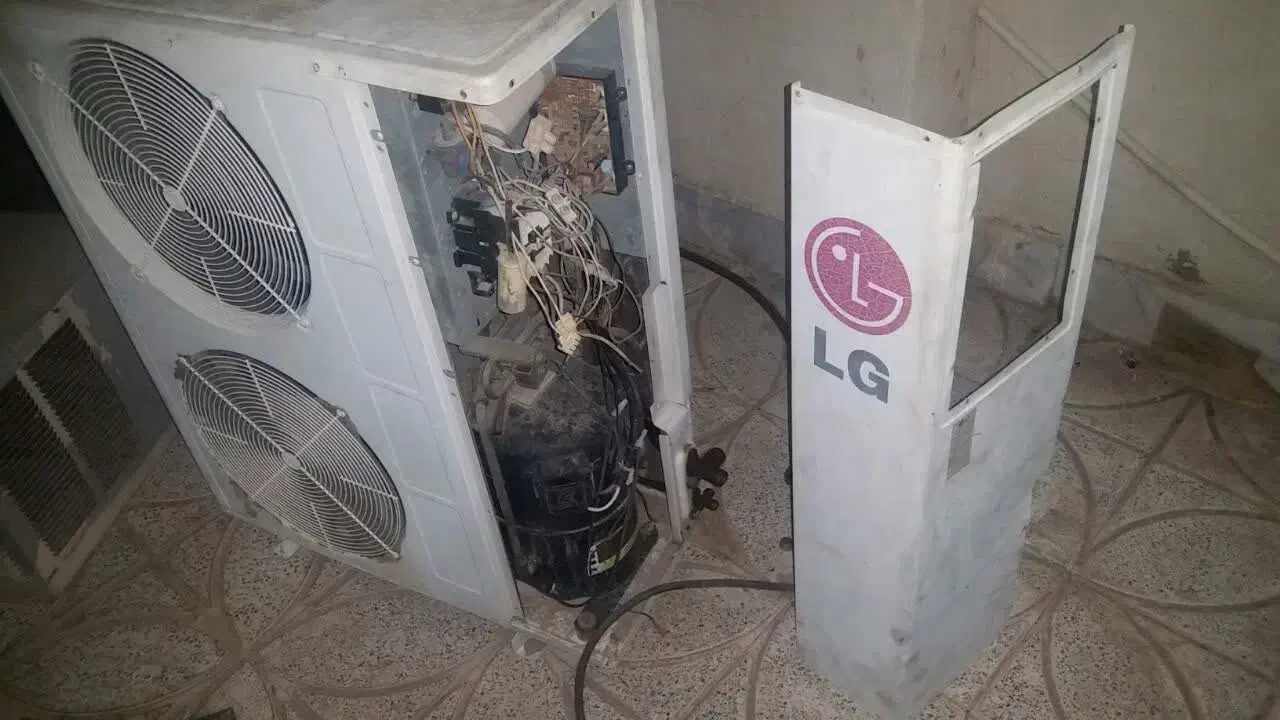 ۲دستگاه اسپیلت۴۰۰۰۰و۳عددیونیت بیرونی۴۸۰۰۰کم کارکرد|کولر گازی و فن‌کوئل|جیرفت, |دیوار