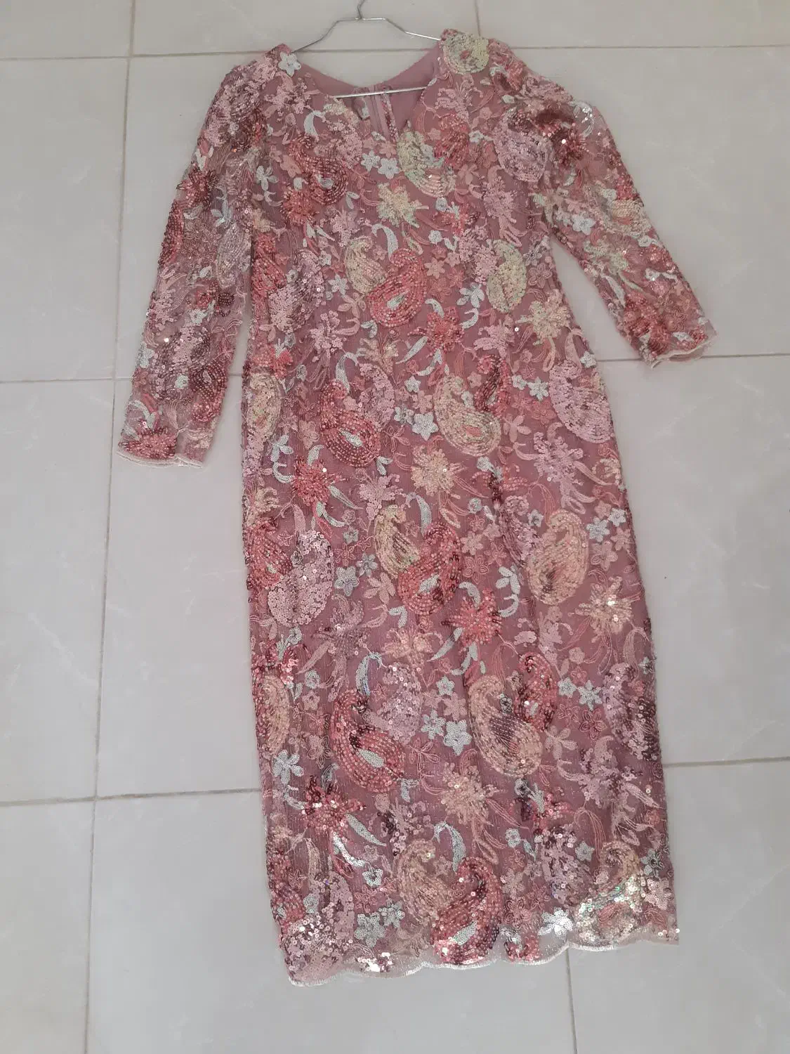 لباس مجلسی زنانه و دخترانه|لباس|شیراز, تندگویان|دیوار