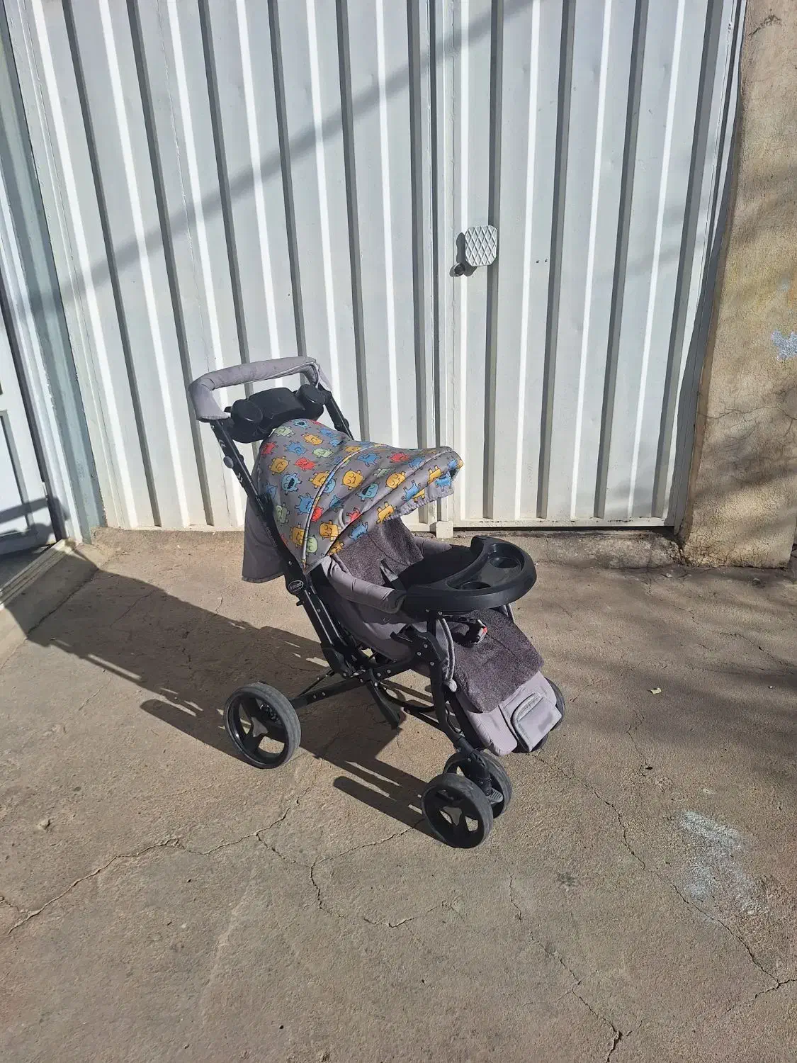 کالسکه.|کالسکه و لوازم جانبی|قیدار, |دیوار