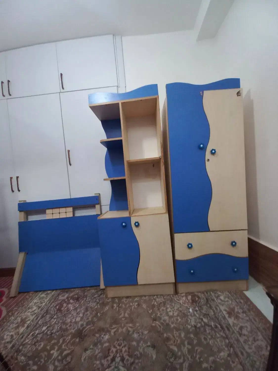 سرویس خواب نوجوان|تخت و سرویس خواب|شیراز, دست خضر|دیوار