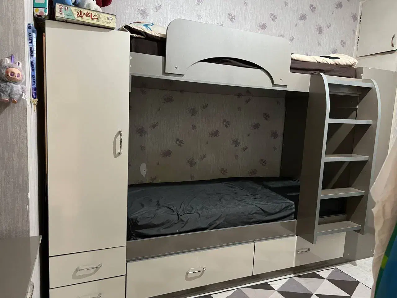 تخت دو طبقه با میز تحریر|تخت و سرویس خواب|محمدشهر, سیدآباد|دیوار