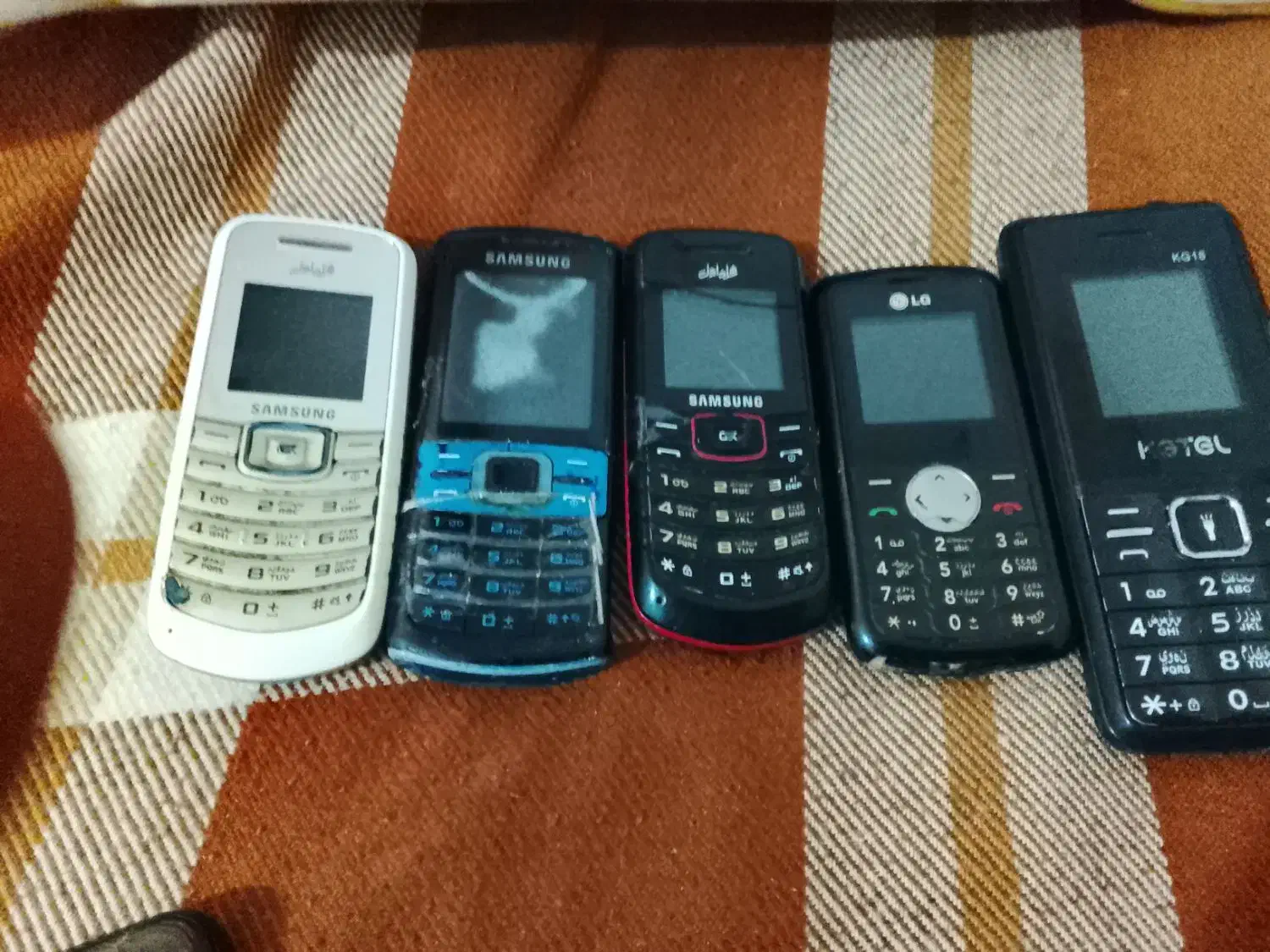 کوش ها سالمه کارکرد دانه 500تومن|موبایل|رشت, معلولین|دیوار