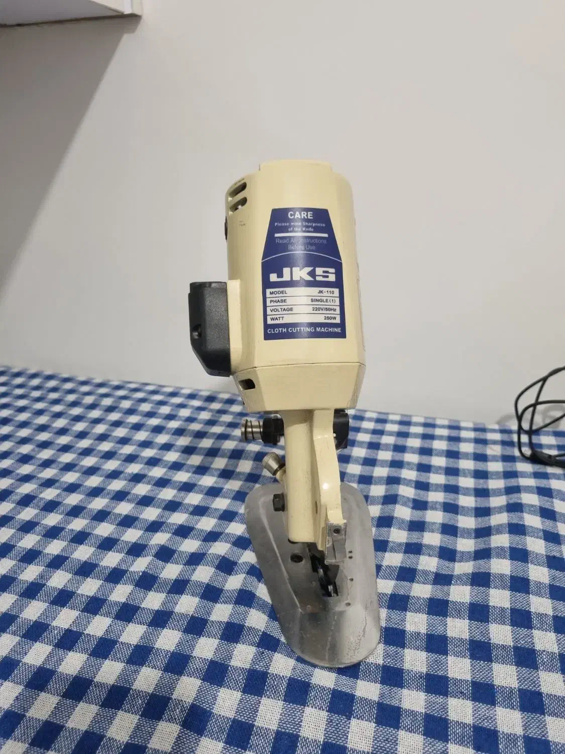 قیچی برقی گرد بر|لوازم خیاطی و بافتنی|تهران, صد دستگاه|دیوار