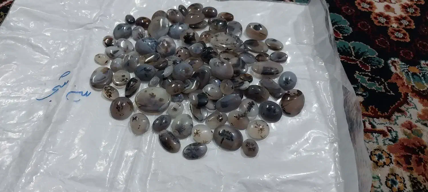 سنگ شجر..۱۰۲عدد|جواهرات|بروجرد, |دیوار