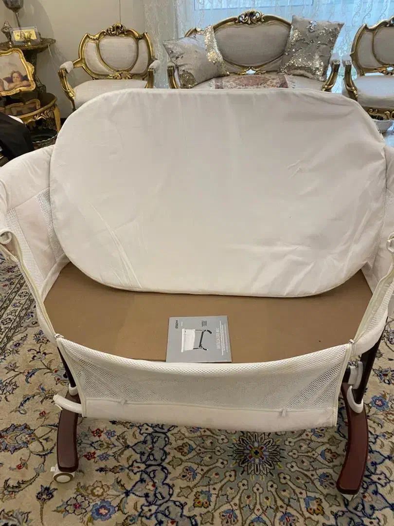 تخت کنار مادر|تخت و سرویس خواب|تهران, سازمان برنامه جنوبی|دیوار