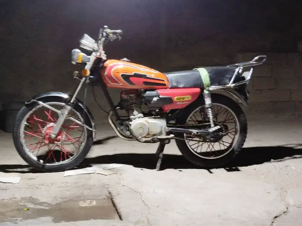 موتور ۱۲۵|موتورسیکلت|جیرفت, |دیوار