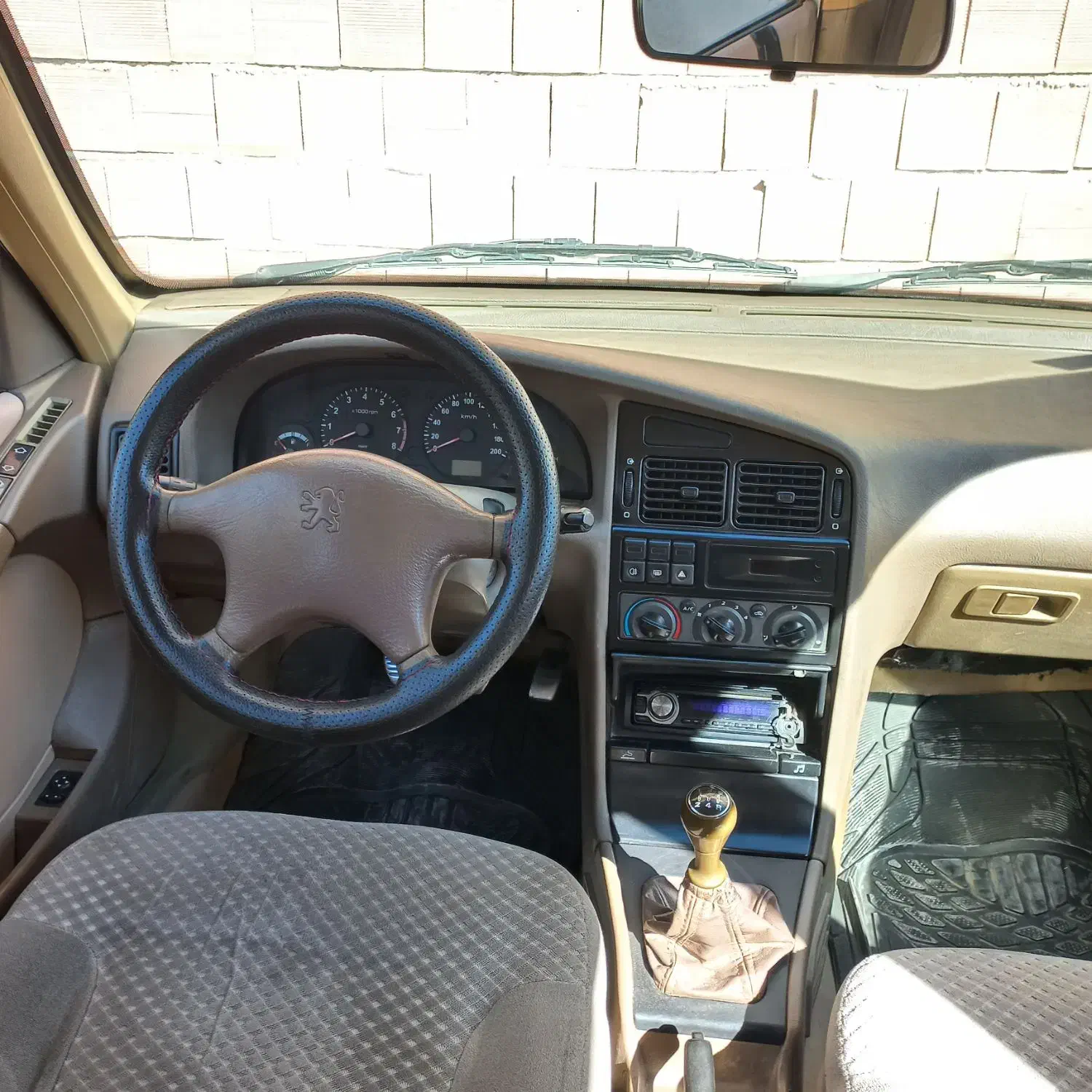 پژو405 تک گانه نقرای مدل۹۰ توکرم|خودرو سواری و وانت|اردبیل, |دیوار