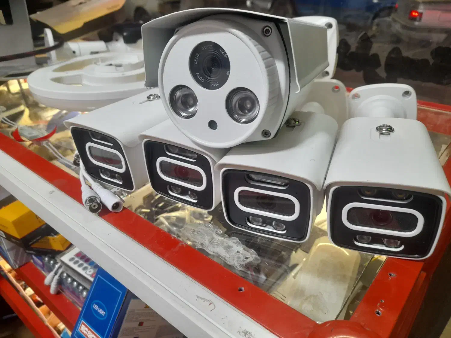 امنیت واقعی با دوربین های حرفه ای|دوربین مداربسته|میاندوآب, |دیوار