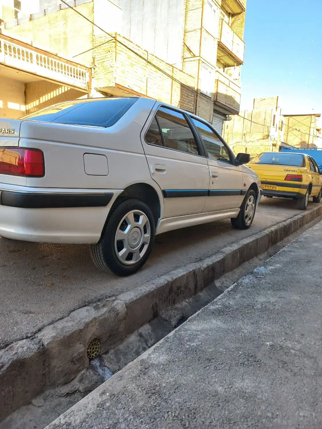 پارس دوگانه کارخانه مدل ۹۴|خودرو سواری و وانت|بروجرد, |دیوار