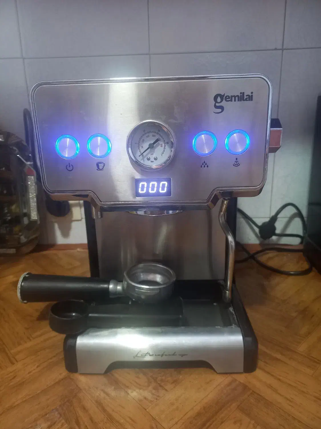 دستگاه اسپرسوساز نیمه صنعتی و مخلوط کن|سماور، چای‌ساز، قهوه‌ساز|قم, میرزائیه|دیوار