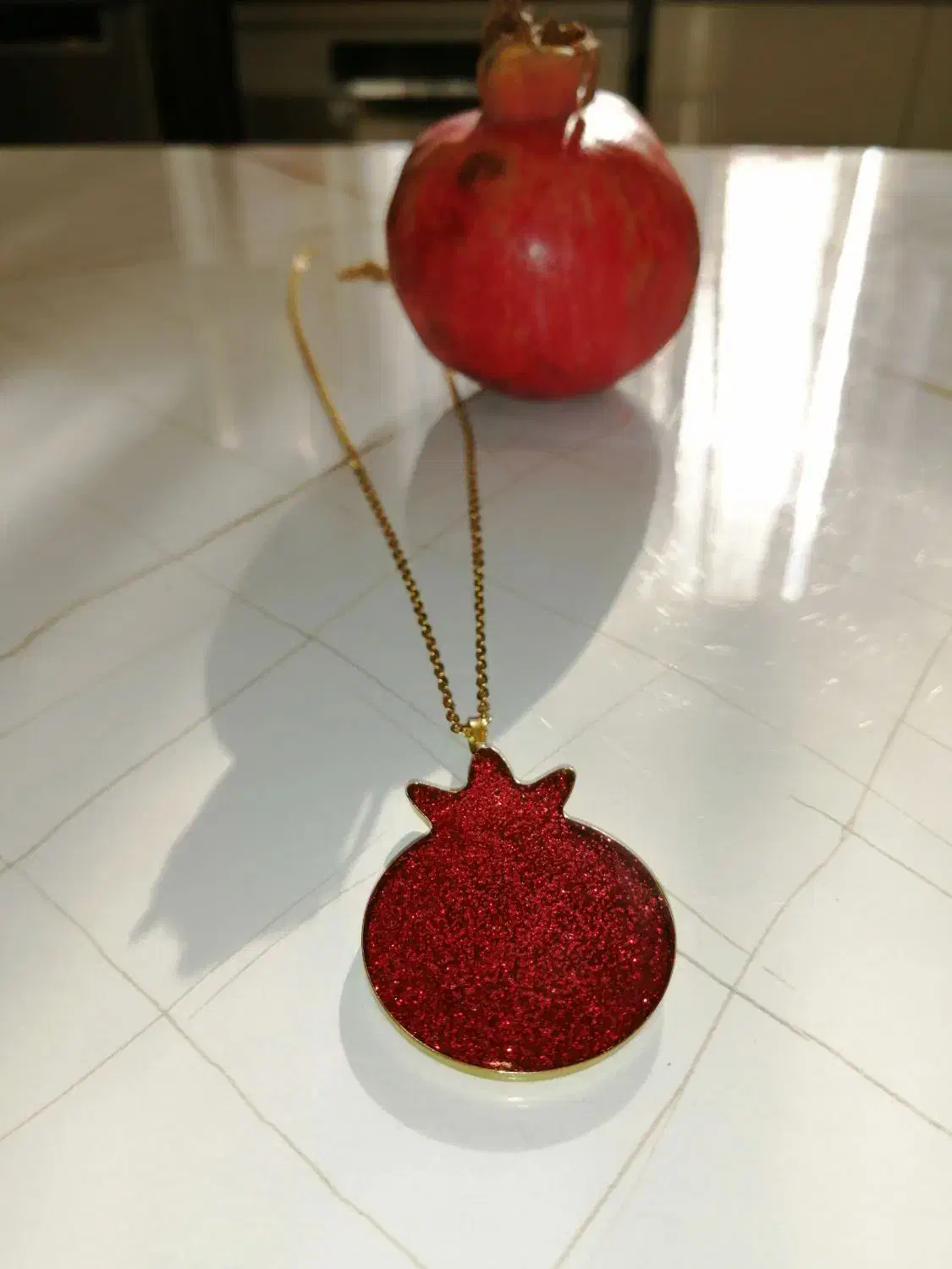 گردنبند رزینی انار شب یلدا|بدلیجات|تهران, ارامنه|دیوار