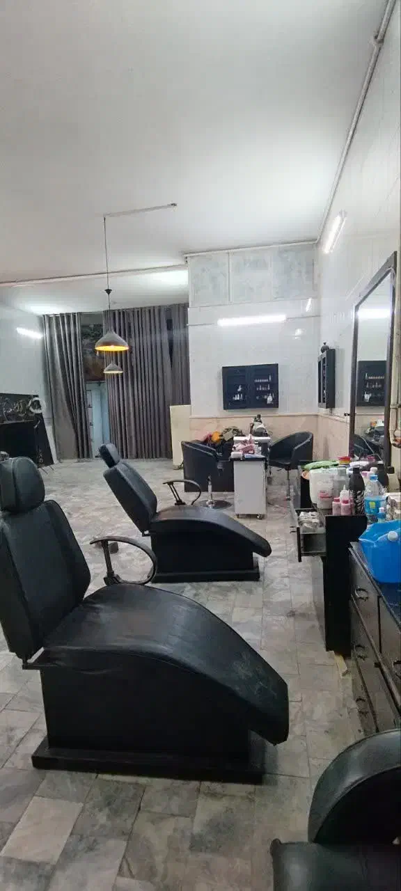 رهن و اجاره مغازه 120 متری|اجارهٔ مغازه و غرفه|مشهد, ایثارگران|دیوار