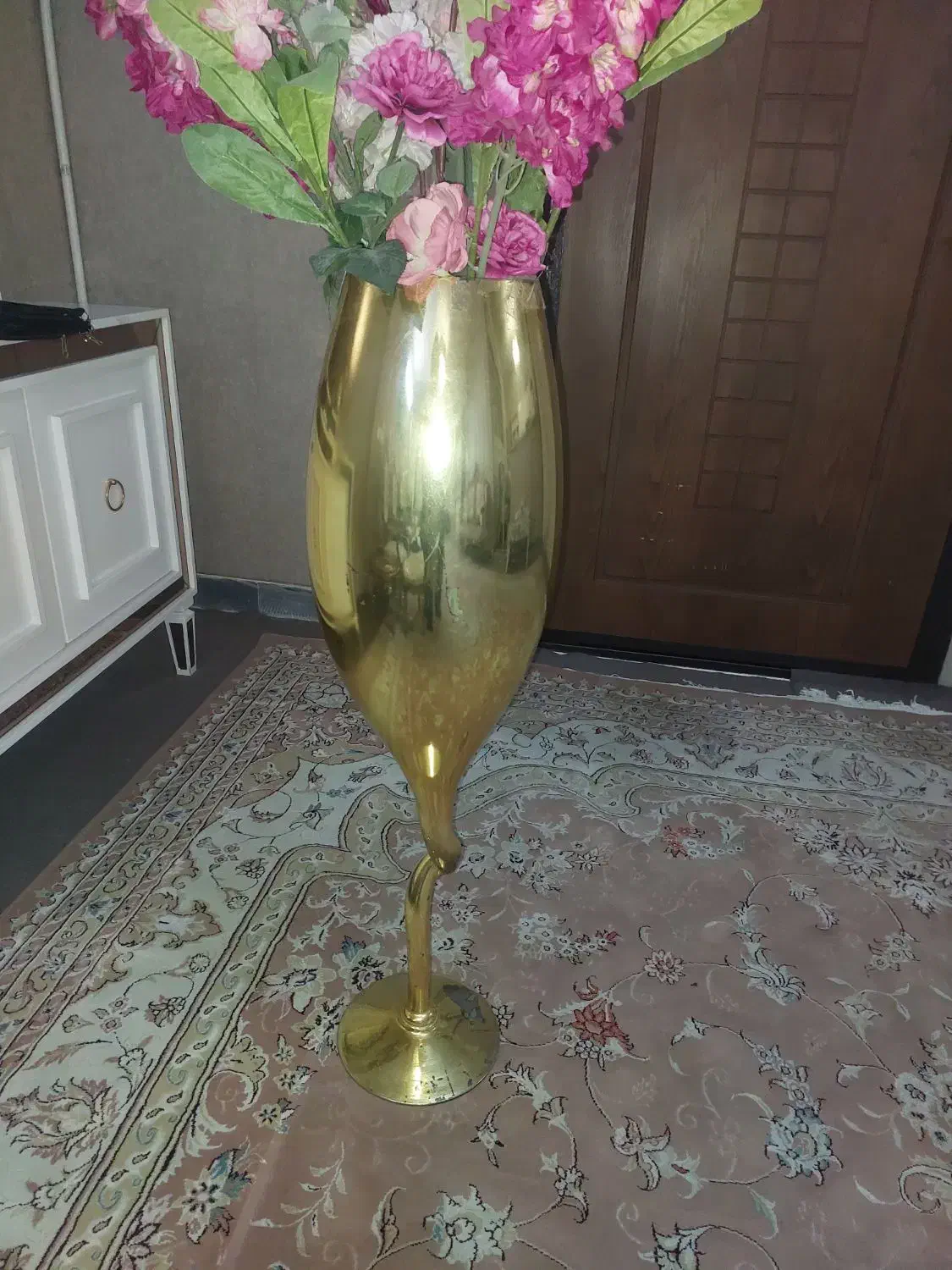 گل و گلدون|گل و گیاه طبیعی|کرج, برغان|دیوار