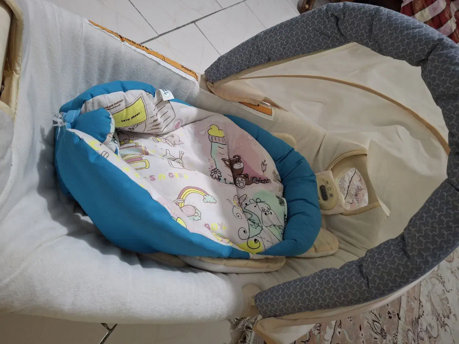 گهواره کودک|تخت و صندلی بچه|تهران, فرمانیه|دیوار