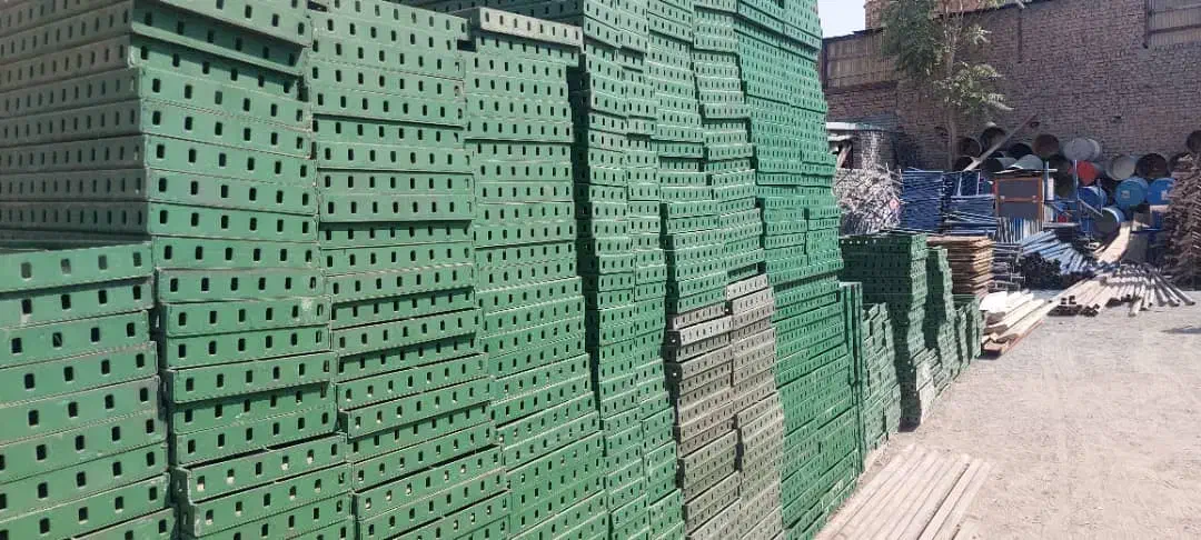 آرماتوربندی وقالبندی‌فنداسیون تمام مش ونواری‌|خدمات پیشه و مهارت|لواسان, |دیوار