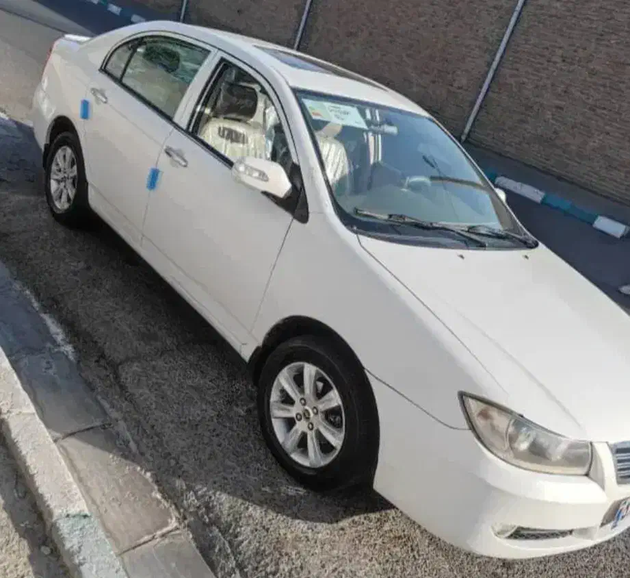 لیفان۶۲۰موتور۱۸۰۰|خودرو سواری و وانت|قزوین, |دیوار