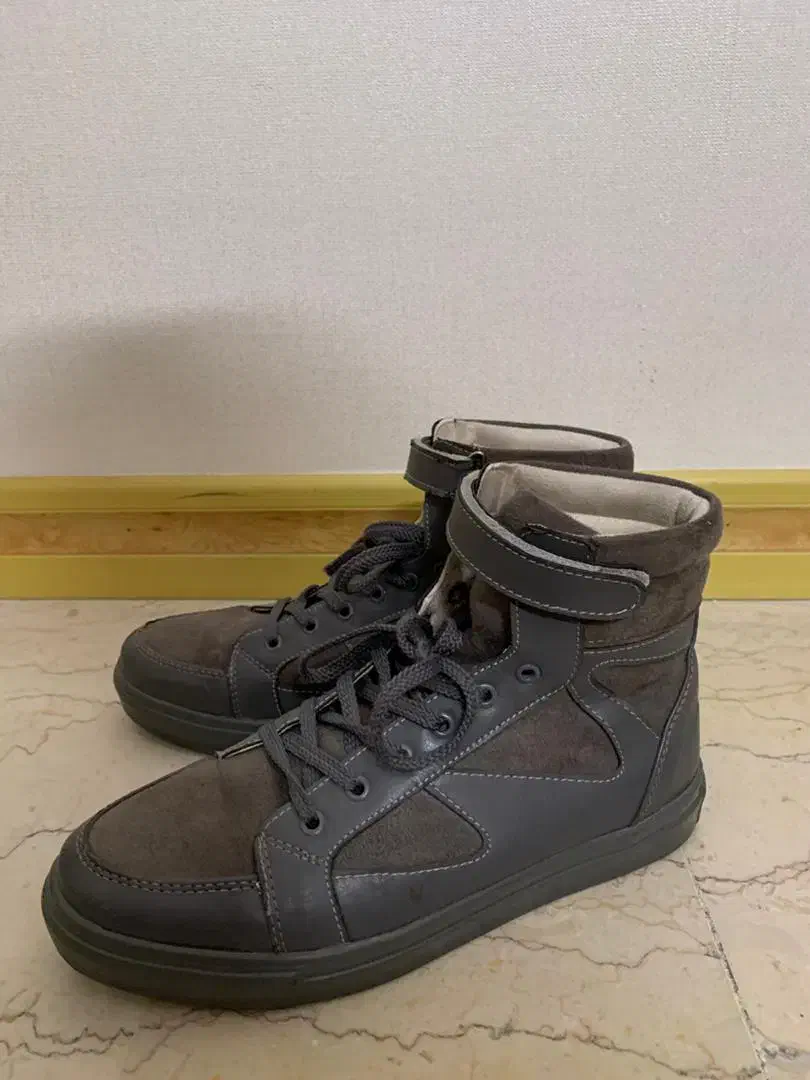 نیم بوت|کیف، کفش، کمربند|تهران, حسینآباد|دیوار