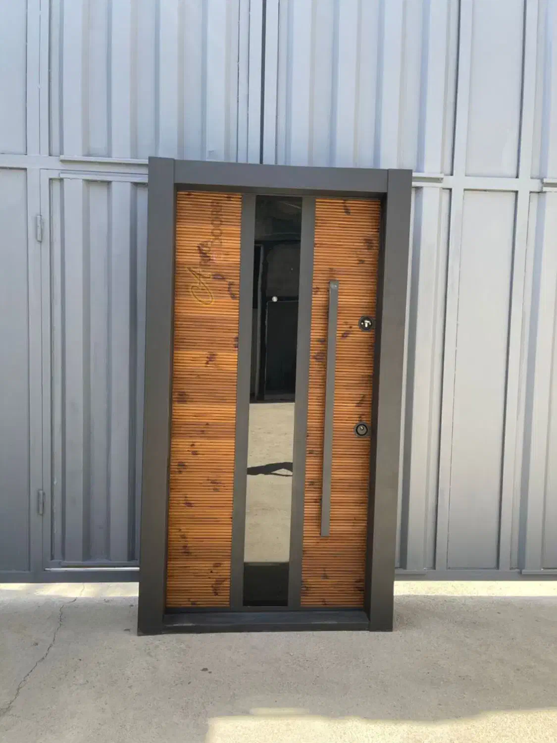 درب زدسرقت کدونوس فلزh86زددیلم ارتفاع بلنددرضدسرقت|مصالح و تجهیزات ساختمان|کرج, بیسیم|دیوار