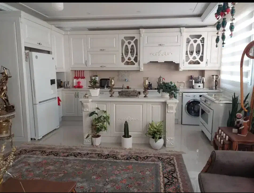 ۷۰ متر /دو خوابه/خوش نقشه /مجیدیه شمالی