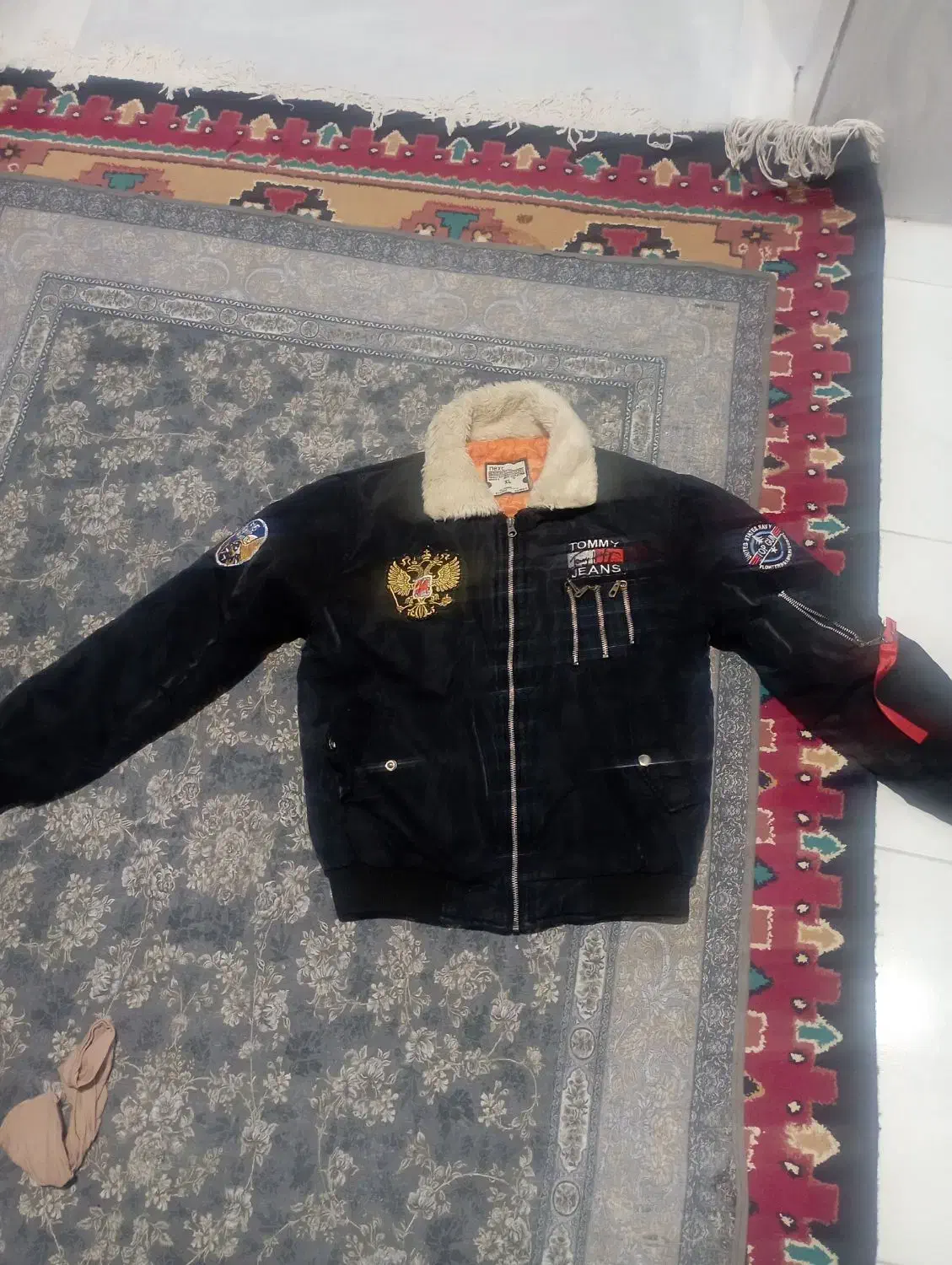 کاپشن خلبانی|لباس|بیجار, |دیوار