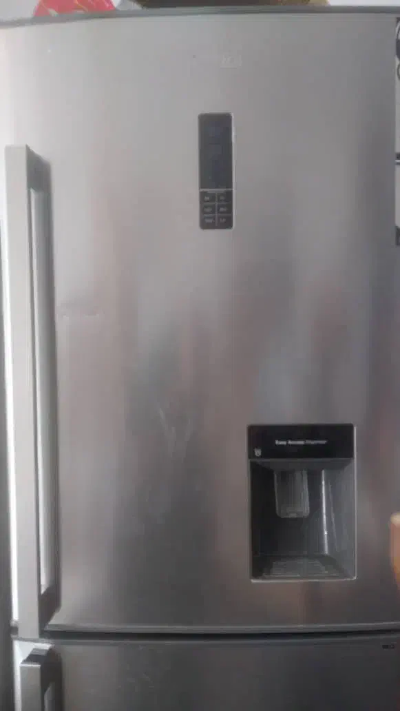 یخچال مارک  رنزو دیجیتالی|یخچال و فریزر|آباده, |دیوار