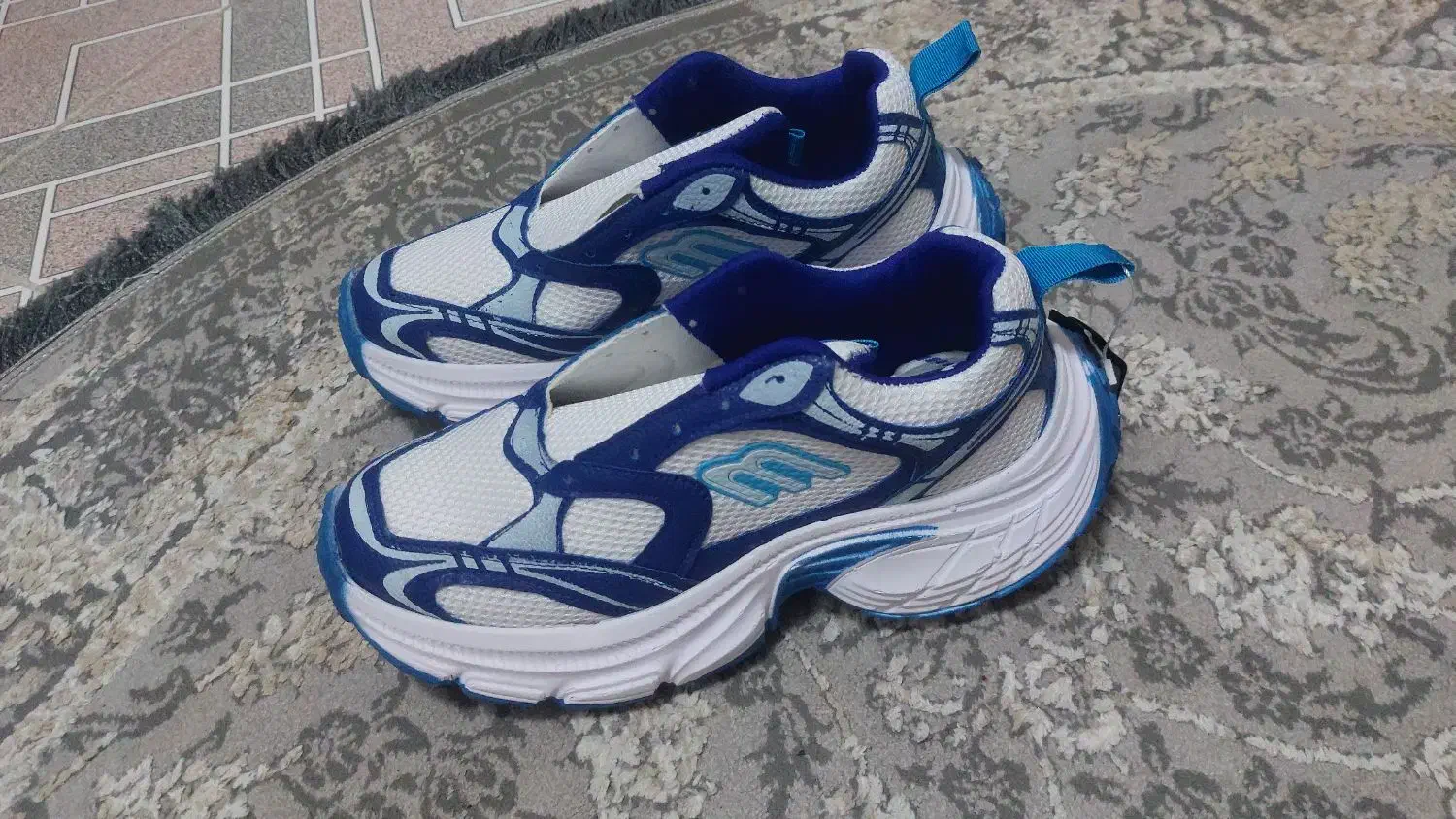 کتونی نیوبالانس ۵۳۰ مشکی لیبل ویتنام.بالنسیاگا ابی|کیف، کفش، کمربند|رشت, توشیبا|دیوار