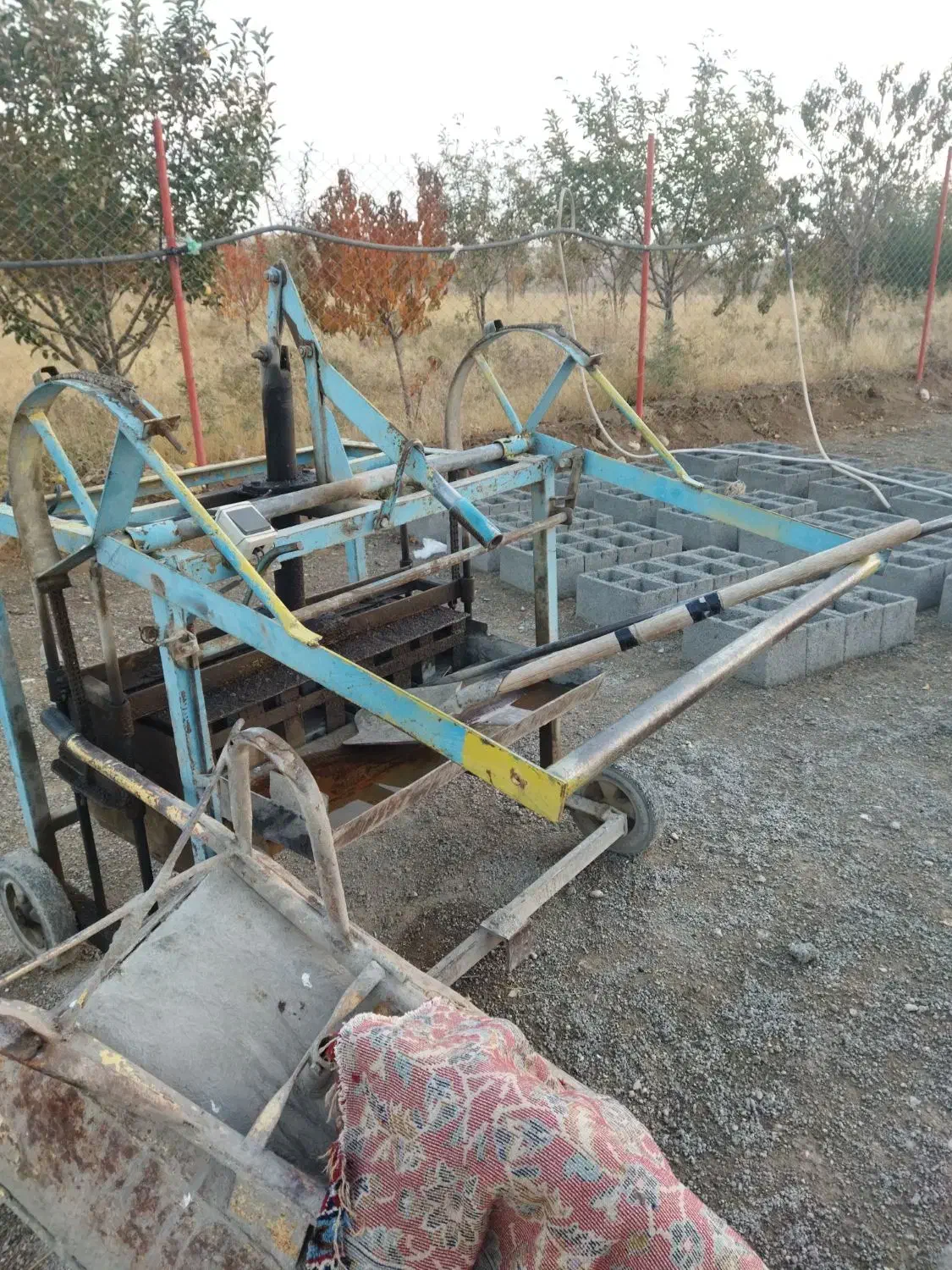 دستگاه بلوک|مصالح و تجهیزات ساختمان|بیجار, |دیوار