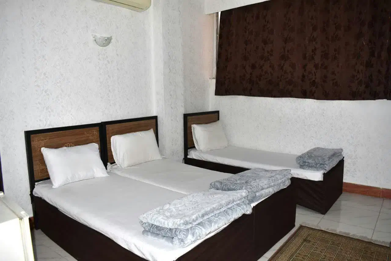 هتل آپارتمان سادات|اجارهٔ کوتاهمدت آپارتمان و سوئیت|مشهد, نوغان|دیوار