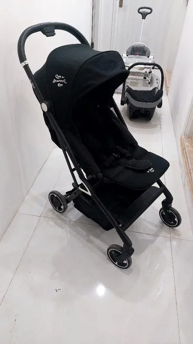 کالاسکه و کریر در حد نو|کالسکه و لوازم جانبی|تهران, شهرک آزمایش|دیوار