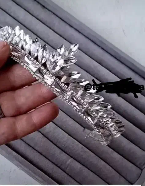 تاج عروس وتاج تولد|صنایع دستی و سایر لوازم تزئینی|یزد, |دیوار