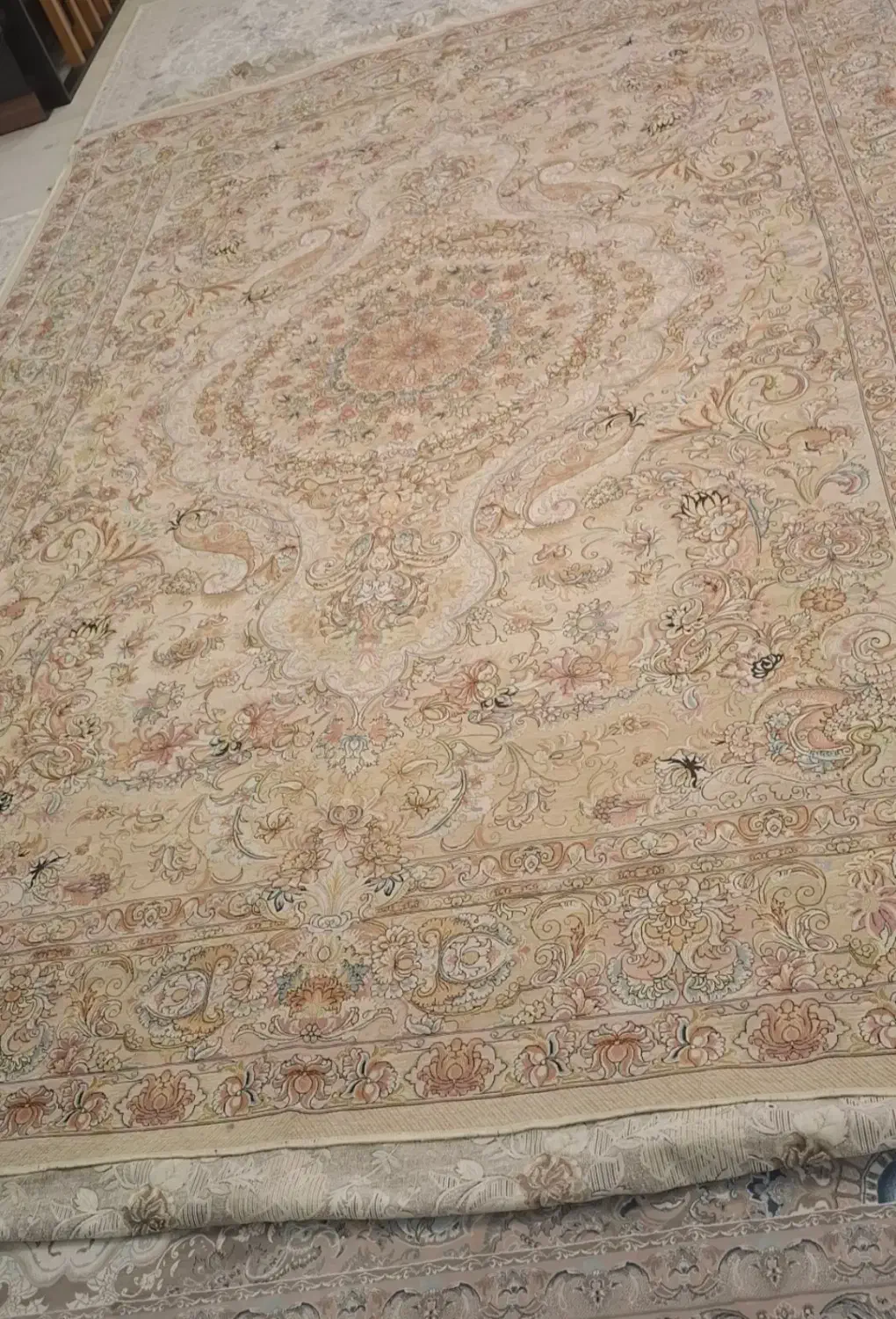 روفرشی 9متری خوش طرح و رنگ|روفرشی|ارومیه, |دیوار