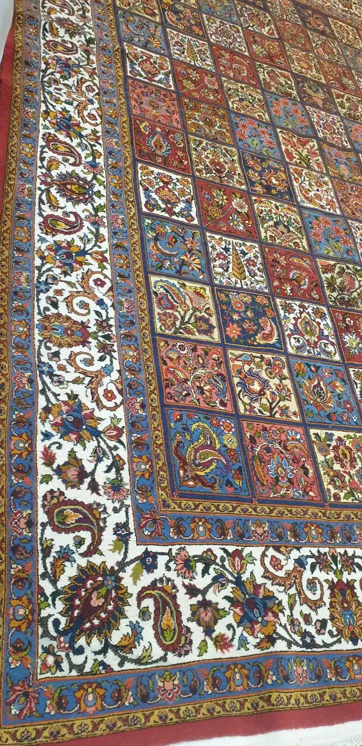 فرش دستباف خشتی تازه افتاده|فرش|نجفآباد, امیرآباد|دیوار