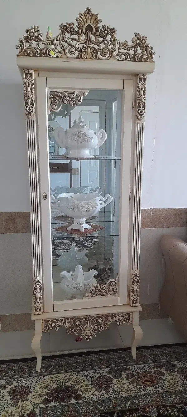 گنجه و ساعت ایستاده|بوفه، ویترین، کنسول|تربت جام, باغ سنگان سفلی|دیوار