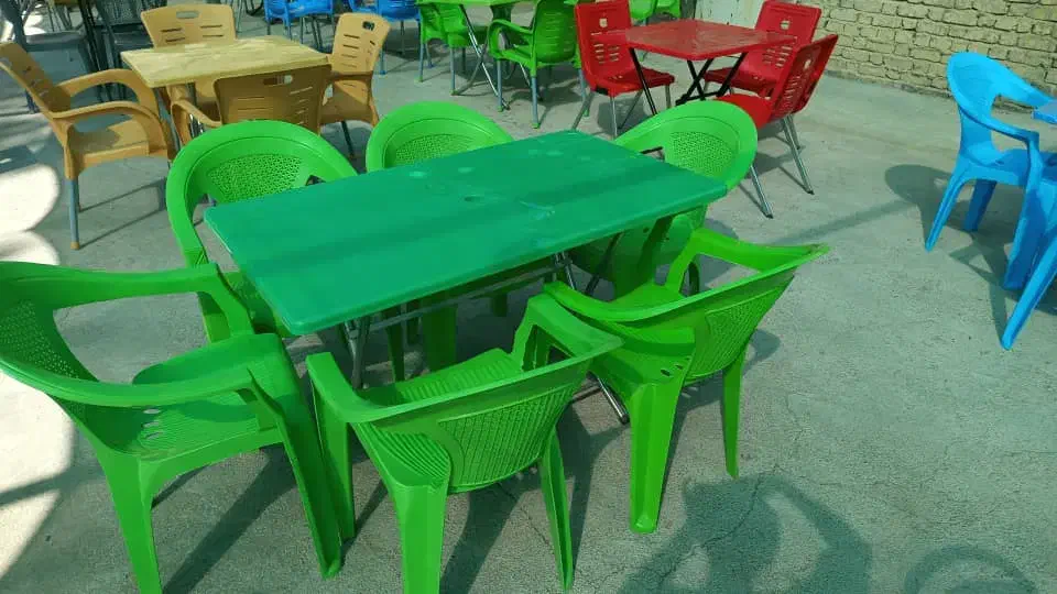 صندلی پلاستیکی دسته دار پشت حصیری|میز و صندلی غذاخوری|کازرون, |دیوار