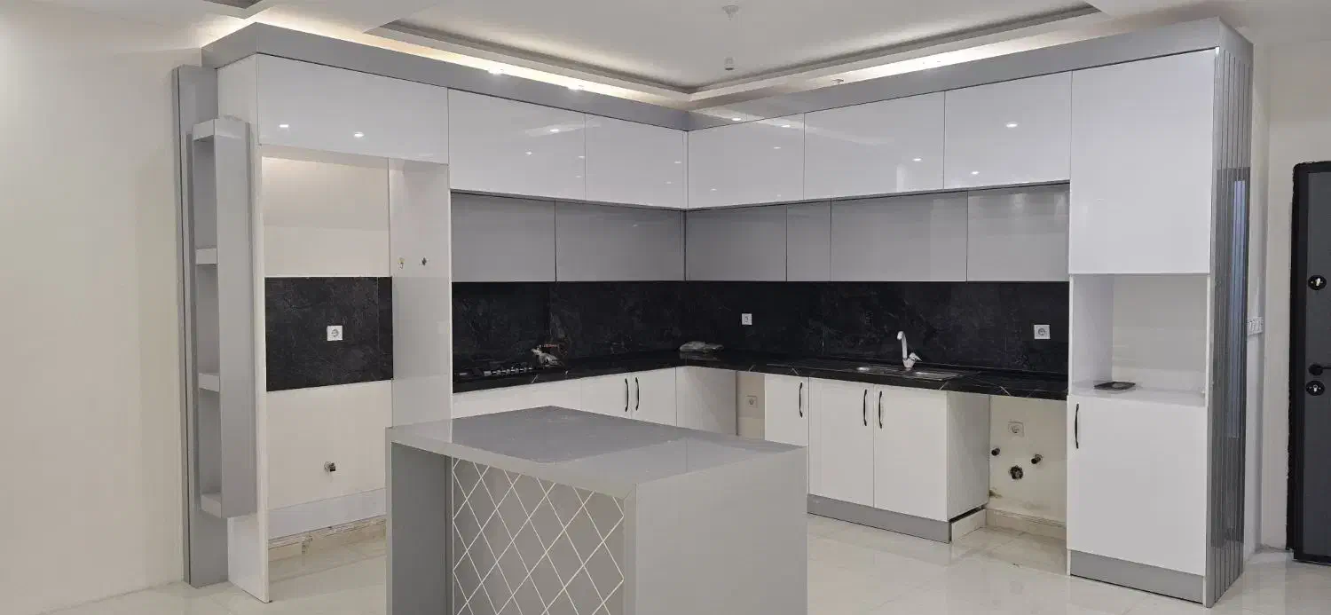 آپارتمان 130 متری طبقه اول با آسانسور|فروش آپارتمان|مشهد, گاز|دیوار