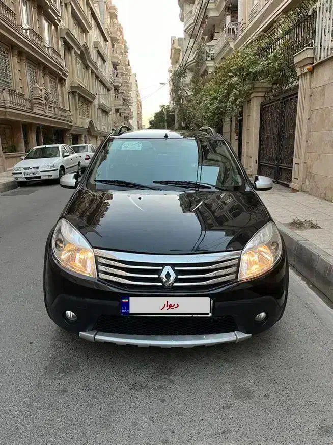 رنو ساندرو استپ‌وی اتوماتیک، مدل ۱۳۹۶|خودرو سواری و وانت|تهران, زیبادشت|دیوار