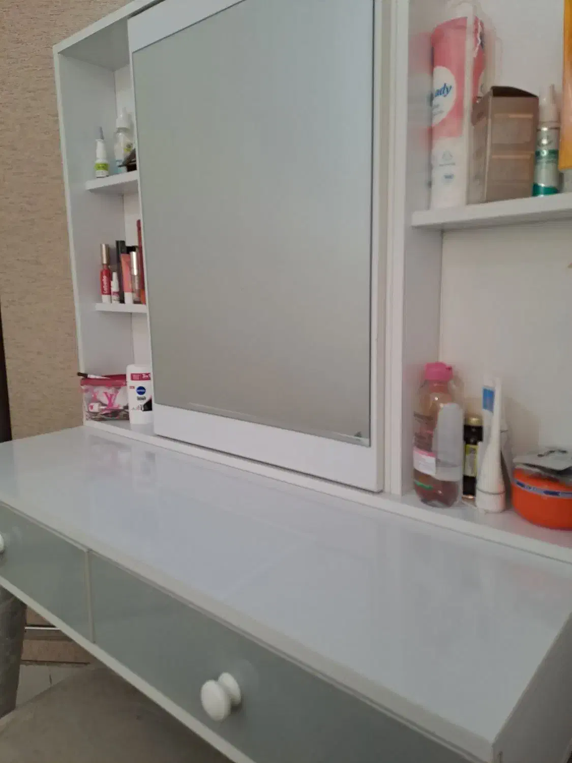 میز آرایش ام دی اف سفید طوسی|تخت و سرویس خواب|تهران, امیریه|دیوار