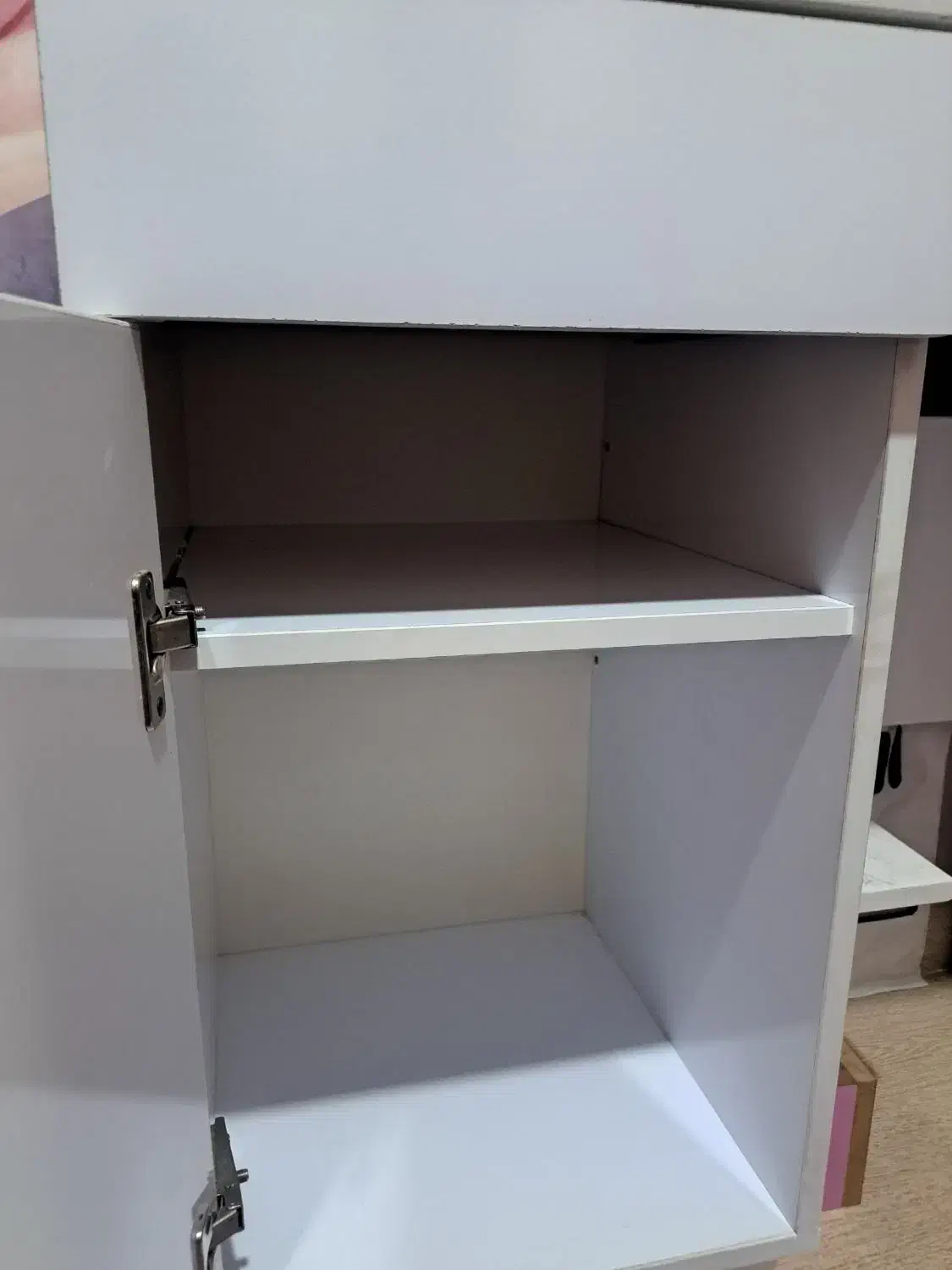 میز تحریر و کتابخانه|میز تحریر و کامپیوتر|رشت, منظریه|دیوار