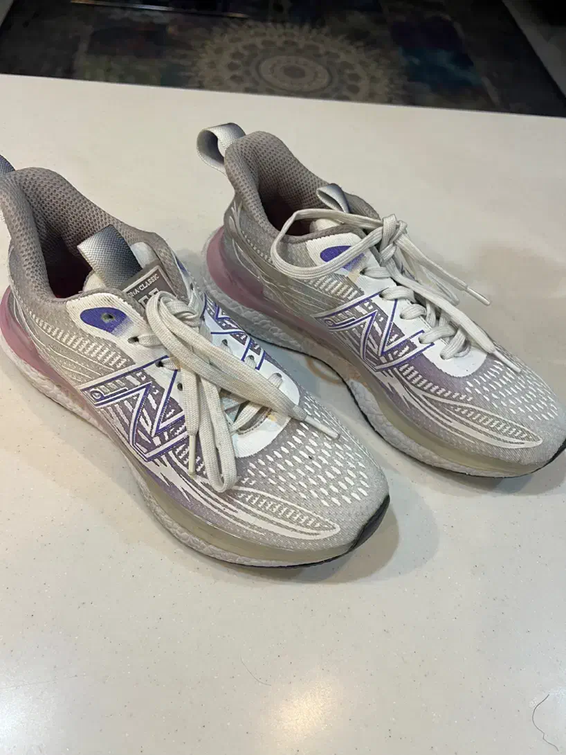 کتونی درحدنو فقط دوبار پام کردم کوچیک بود برام|کیف، کفش، کمربند|تهران, بهار|دیوار