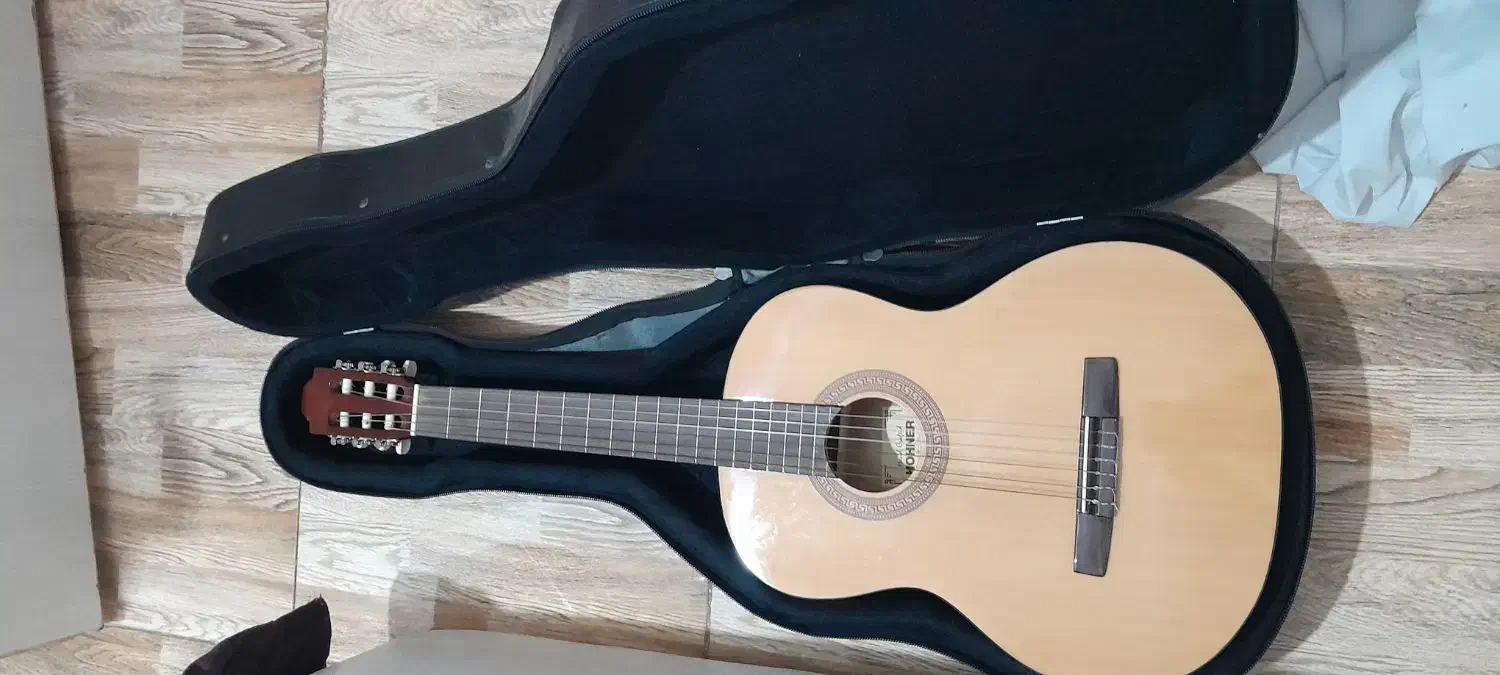 گیتار با هارد کیس|گیتار، بیس، امپلیفایر|قرچک, شهرک طلائیه|دیوار