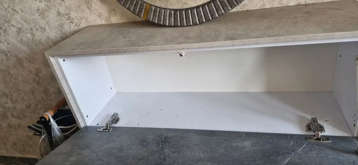 آیینه|آینه|قم, قلعه کامکار|دیوار