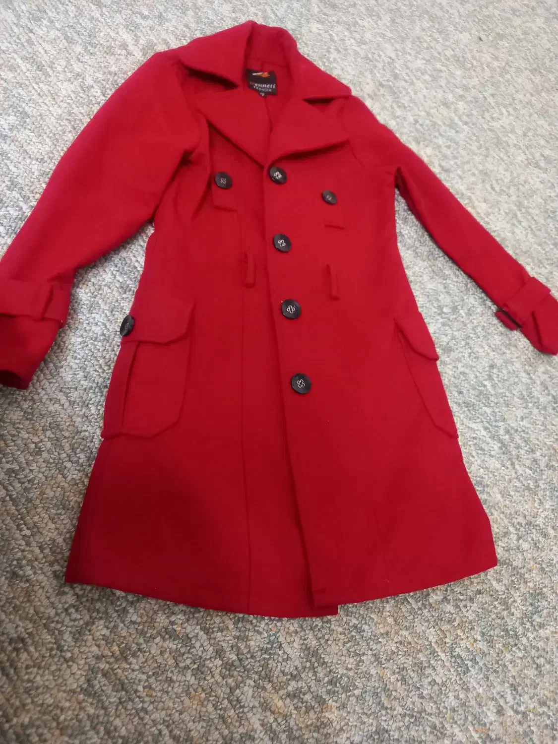 پالتو|لباس|جهرم, |دیوار