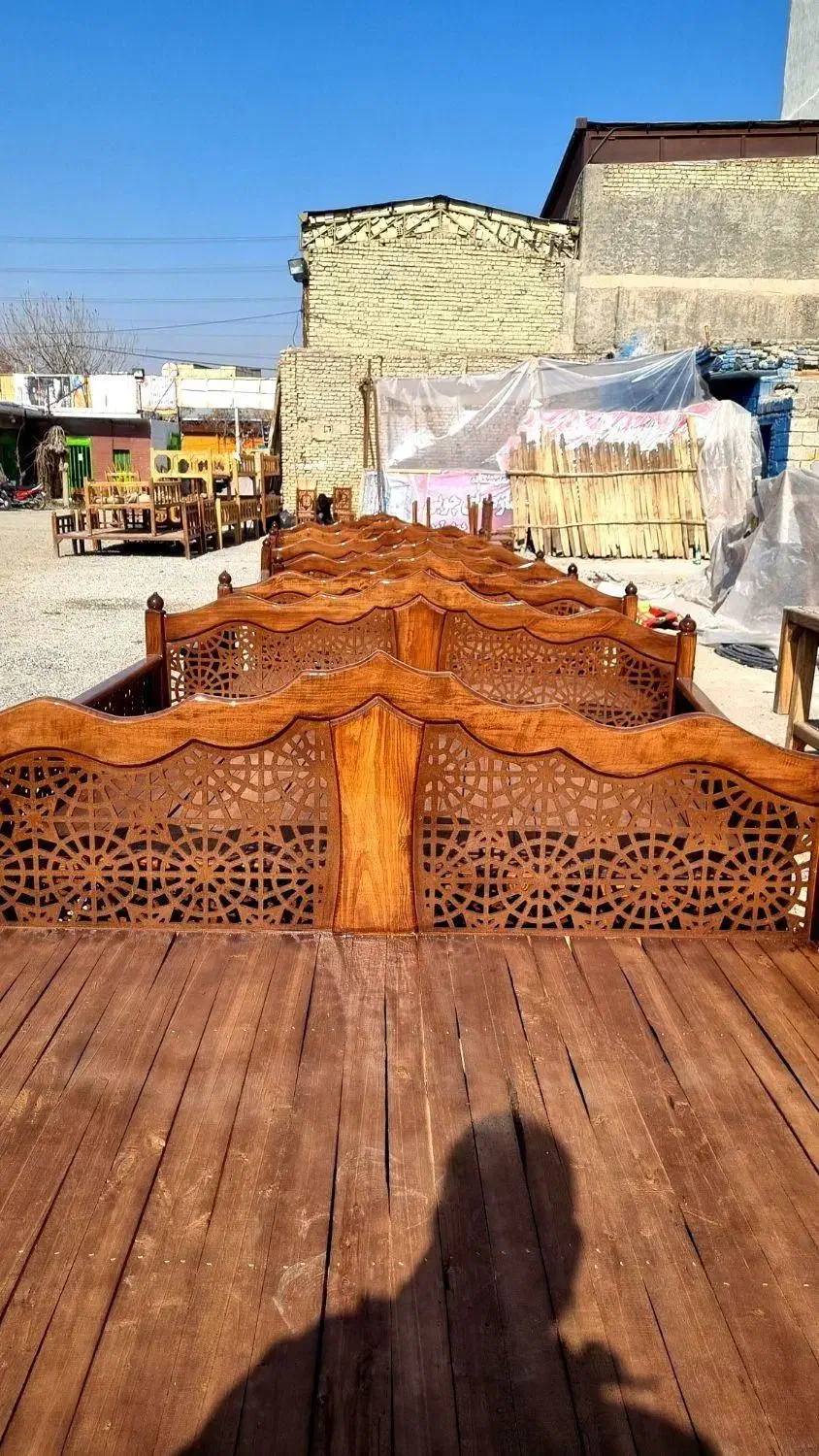 تخت سنتی سایز بزرگ|مبلمان خانگی و میز عسلی|اردستان, |دیوار