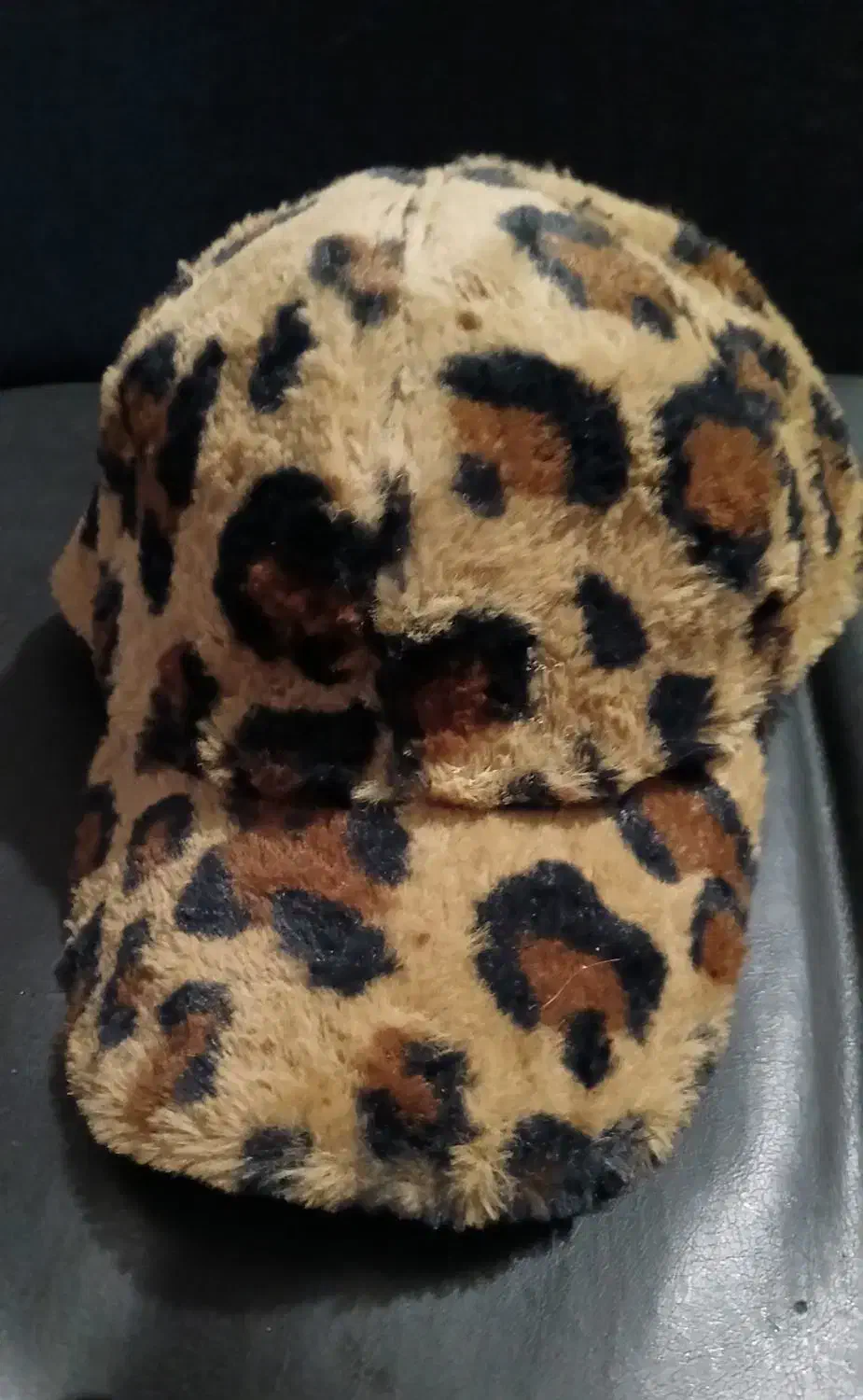 کلاه|لباس|نوشهر, |دیوار