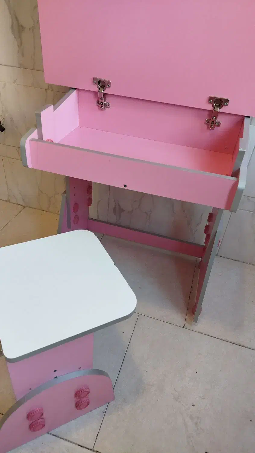 میز التحریر|میز تحریر و کامپیوتر|کاشان, کارگر|دیوار